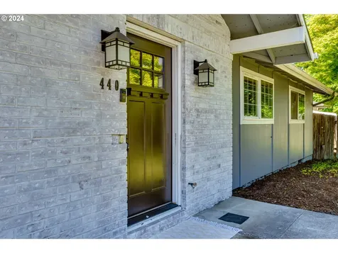 440 Dean Avenue Eugene OR 97404