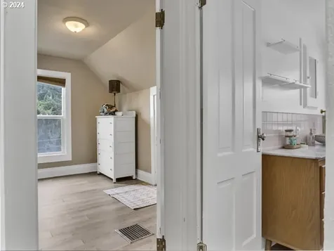 2325 Saginaw Street S Salem OR 97302