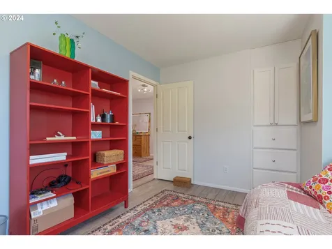 26127 Marina Road Veneta OR 97487