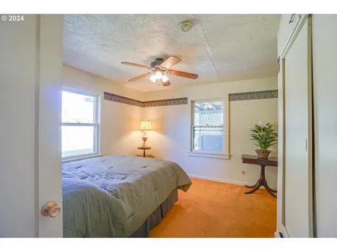 104 42nd Street Washougal WA 98671