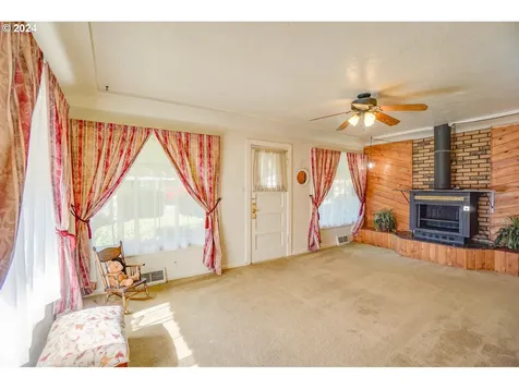 104 42nd Street Washougal WA 98671