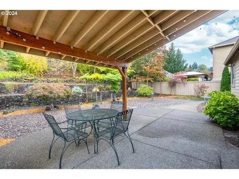 342 N The Greens Avenue Newberg OR 97132