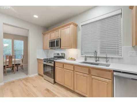 342 N The Greens Avenue Newberg OR 97132