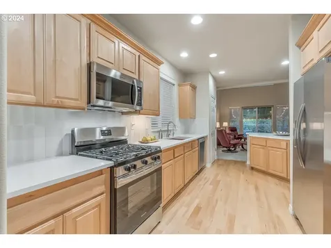 342 N The Greens Avenue Newberg OR 97132
