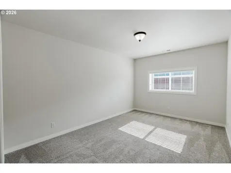 384 Market Street Salem OR 97301