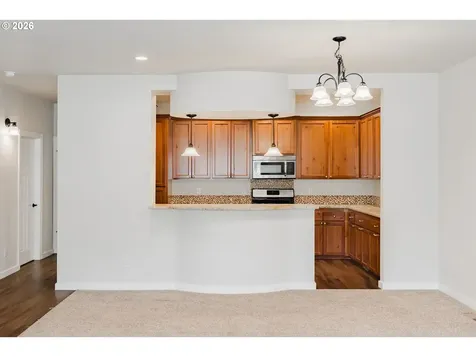 384 Market Street Salem OR 97301