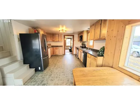 912 SE Combs Flat Road Prineville OR 97754