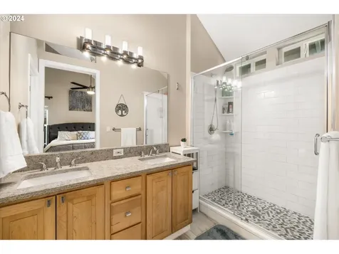 11585 Sw Tallwood Drive Portland OR 97223