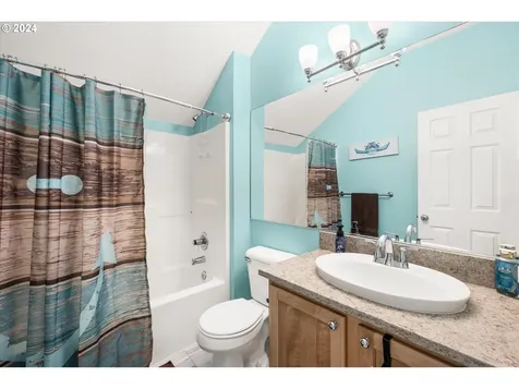 11585 Sw Tallwood Drive Portland OR 97223
