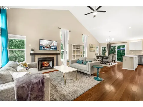 11585 Sw Tallwood Drive Portland OR 97223