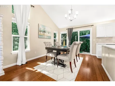11585 Sw Tallwood Drive Portland OR 97223