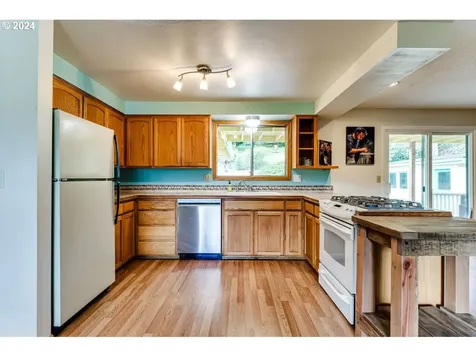 1785 Lorane Highway Eugene OR 97405