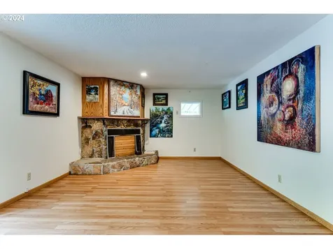 1785 Lorane Highway Eugene OR 97405