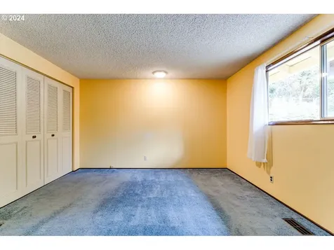 1785 Lorane Highway Eugene OR 97405