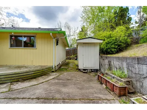 1785 Lorane Highway Eugene OR 97405