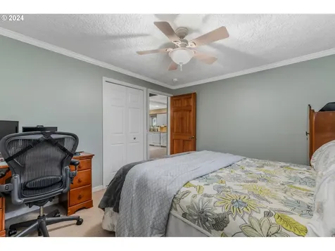 2411 NE 95th Court Vancouver WA 98662