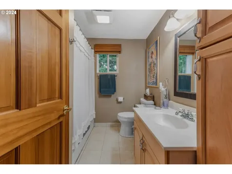 2411 NE 95th Court Vancouver WA 98662