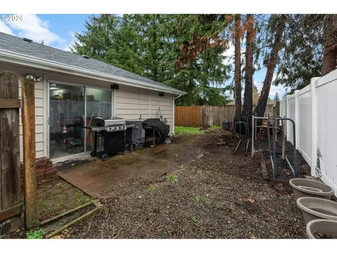 2411 NE 95th Court Vancouver WA 98662