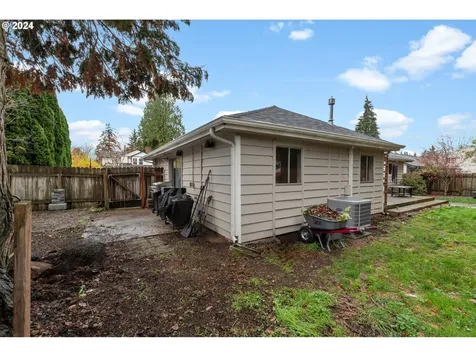 2411 NE 95th Court Vancouver WA 98662