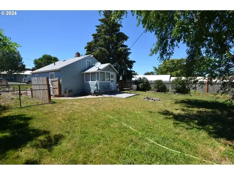 826 Se 8th Street Pendleton OR 97801