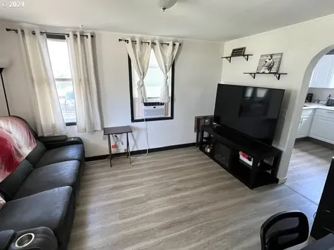 826 Se 8th Street Pendleton OR 97801