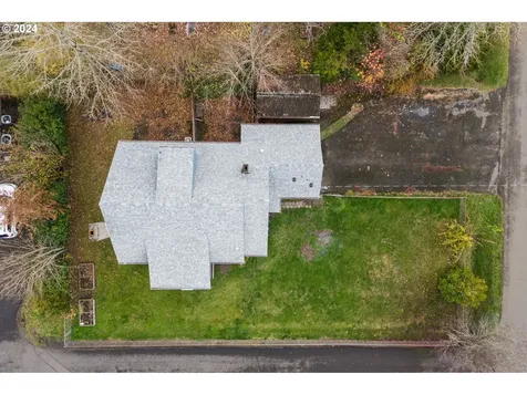 6921 SW Oak Street Portland OR 97223