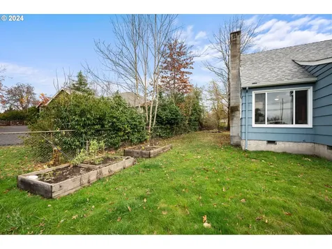 6921 SW Oak Street Portland OR 97223