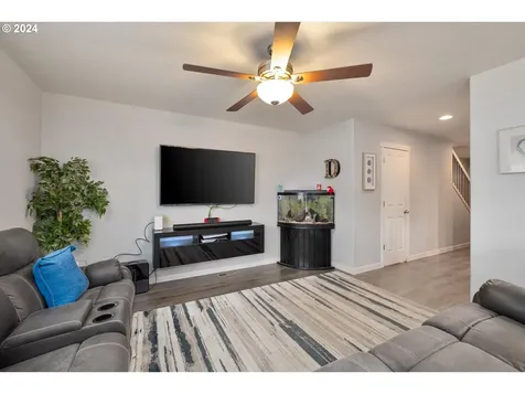 7011 Ne 61st Street Vancouver WA 98661