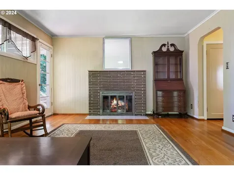 1213 N 7th Avenue Kelso WA 98626