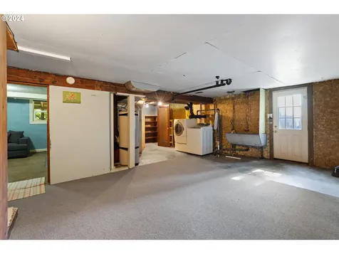 1213 N 7th Avenue Kelso WA 98626