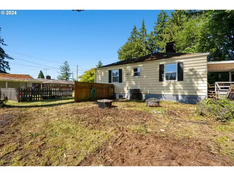 1213 N 7th Avenue Kelso WA 98626