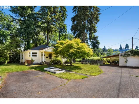 1213 N 7th Avenue Kelso WA 98626