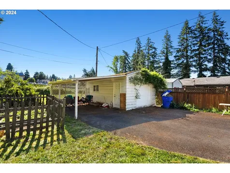 1213 N 7th Avenue Kelso WA 98626