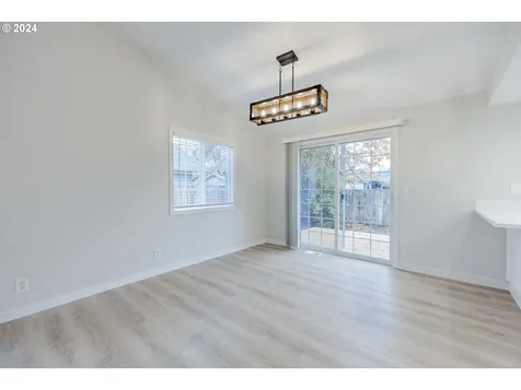 1900 Clark Avenue Cottage Grove OR 97424