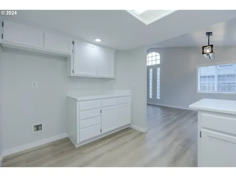 1900 Clark Avenue Cottage Grove OR 97424