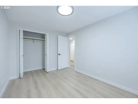 1900 Clark Avenue Cottage Grove OR 97424