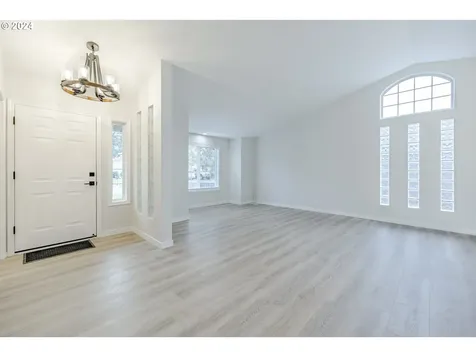 1900 Clark Avenue Cottage Grove OR 97424