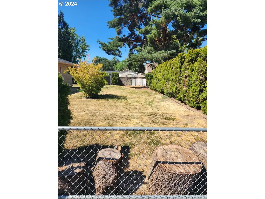 6935 N Powers Street Portland OR 97203