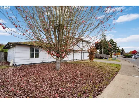 565 W Airway Road Lebanon OR 97355