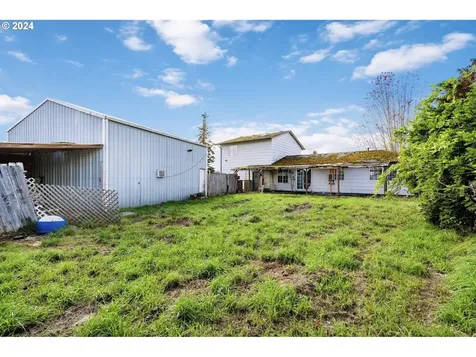 565 W Airway Road Lebanon OR 97355