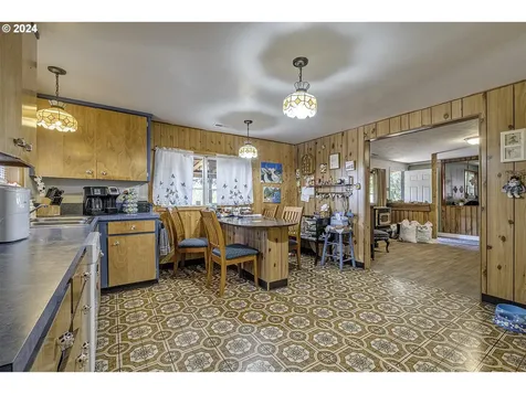 34070 SW Cook Road Hillsboro OR 97123