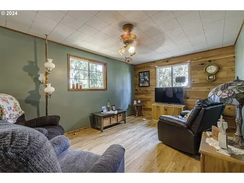 34070 SW Cook Road Hillsboro OR 97123