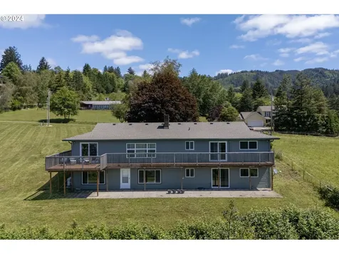 1720 Fernwood Drive Tillamook OR 97141