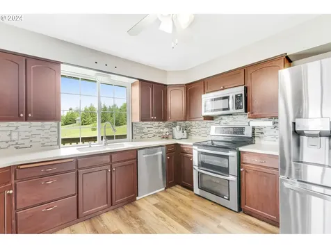 1720 Fernwood Drive Tillamook OR 97141