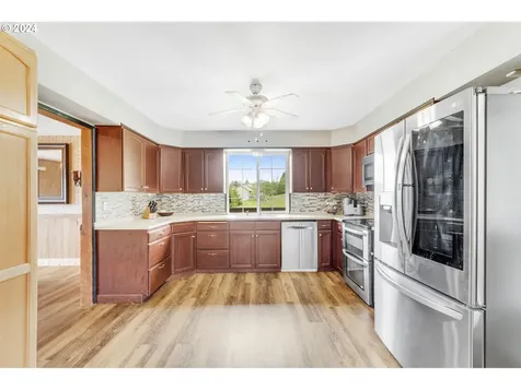 1720 Fernwood Drive Tillamook OR 97141