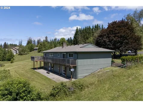 1720 Fernwood Drive Tillamook OR 97141
