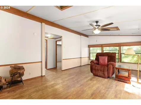 7810 Nonpareil Road Sutherlin OR 97479