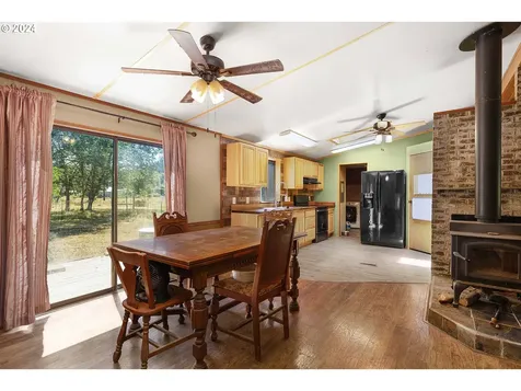 7810 Nonpareil Road Sutherlin OR 97479