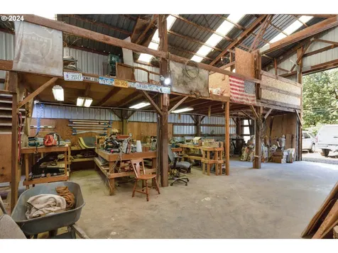 7810 Nonpareil Road Sutherlin OR 97479