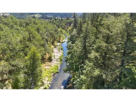 7810 Nonpareil Road Sutherlin OR 97479